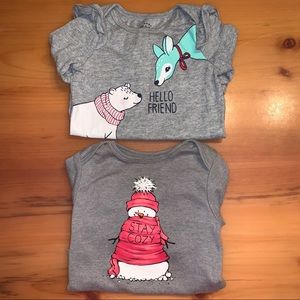 ⛄️ ❄️ 2 Winter Themed Long-sleeve Onesie Tops ❄️